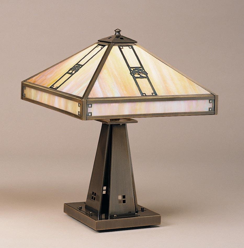 16" pasadena table lamp with oak tree filigree